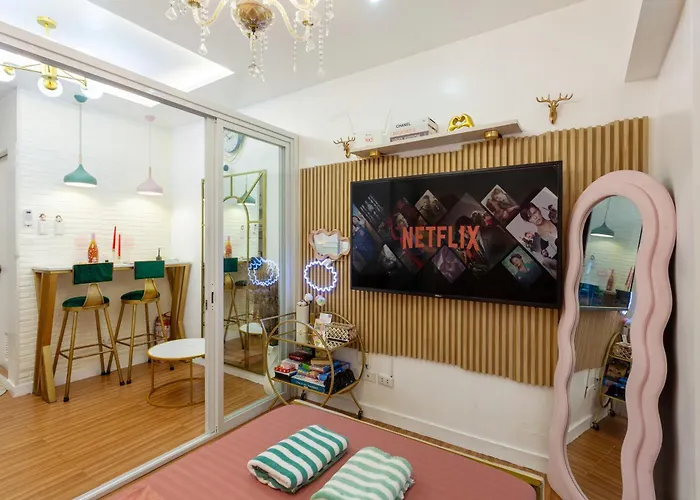 Aparthotel Unique Chiq And Comfy Place With Board Games, Quezon Manila