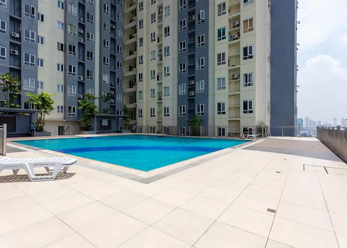 Unique Chiq And Comfy Place With Board Games, Quezon Aparthotel Manila