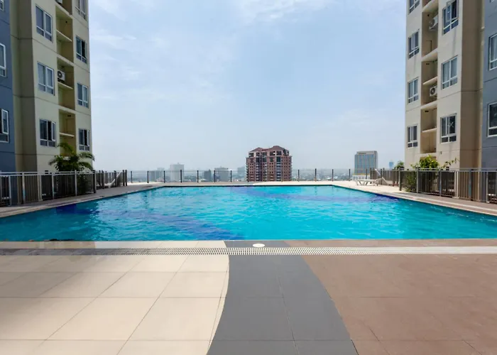 Unique Chiq And Comfy Place With Board Games, Quezon 3* Manila